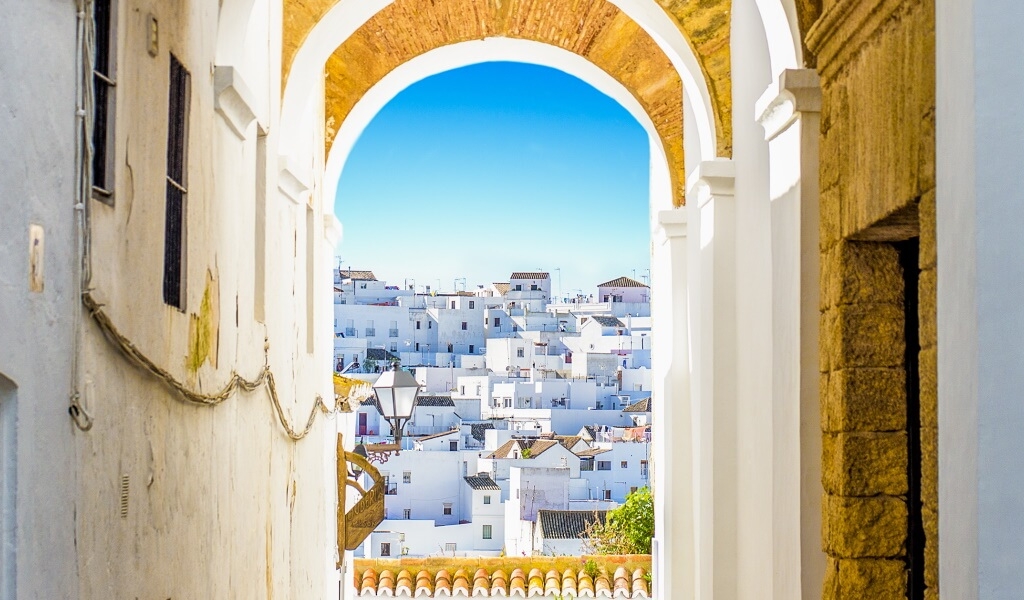 THE WHITE VILLAGES OF SPAIN