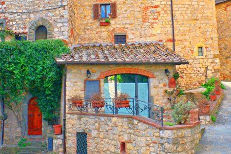 Typical Tuscan street; Italy