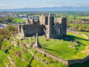 Discover the Rock of Cashel